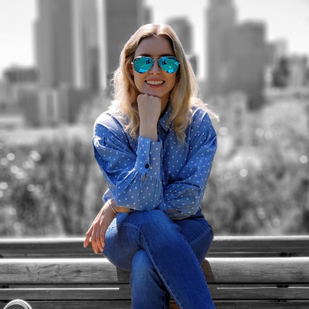 Meet your Posher, Jeni